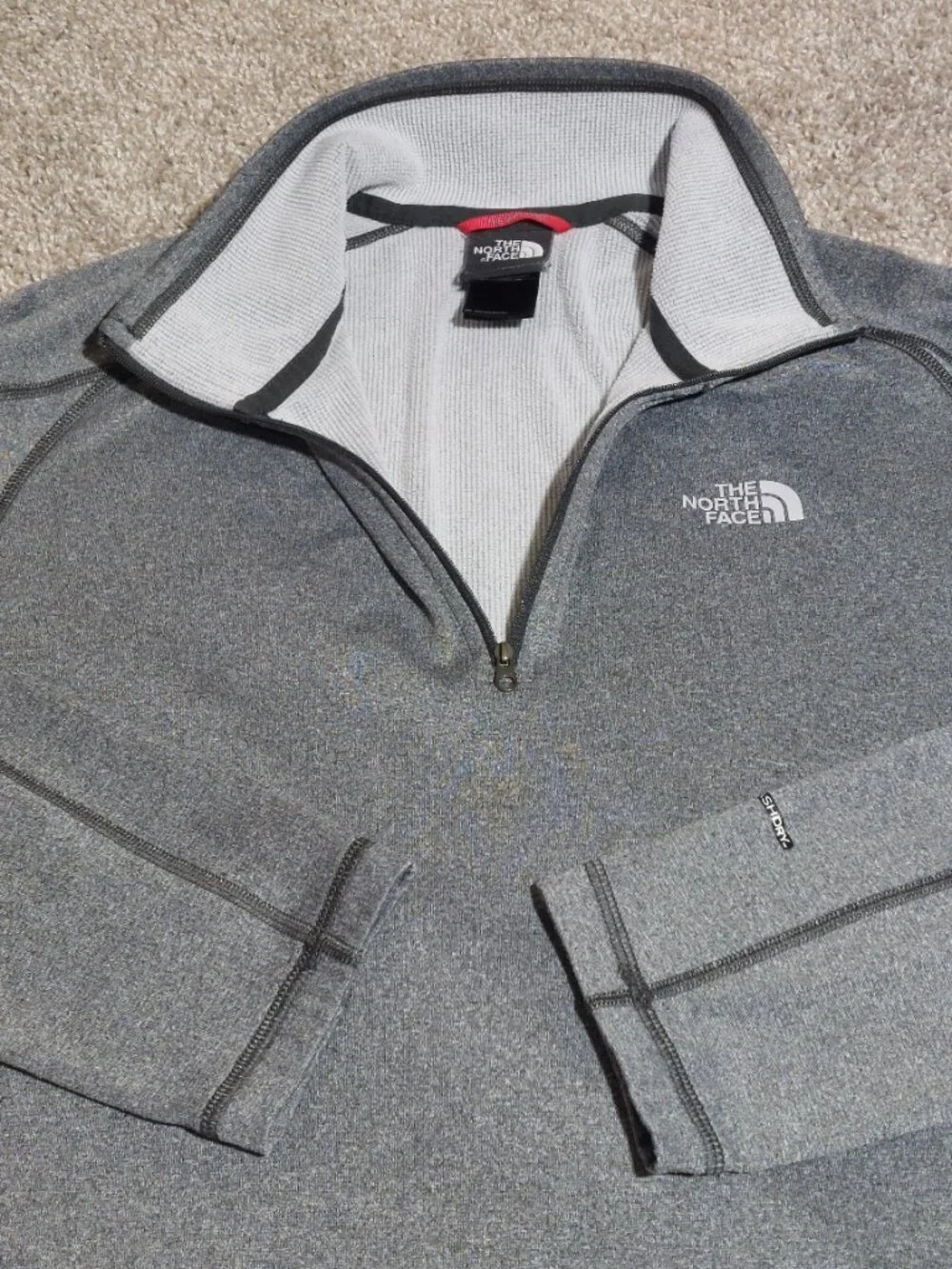 The North Face 1/4 zip FlashDry fleece lined pullover long sleeve Grey Size M